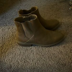 Brown ankle boots